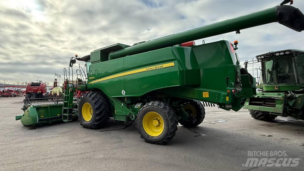 John Deere W 540 Θεριζοαλωνιστικές μηχανές