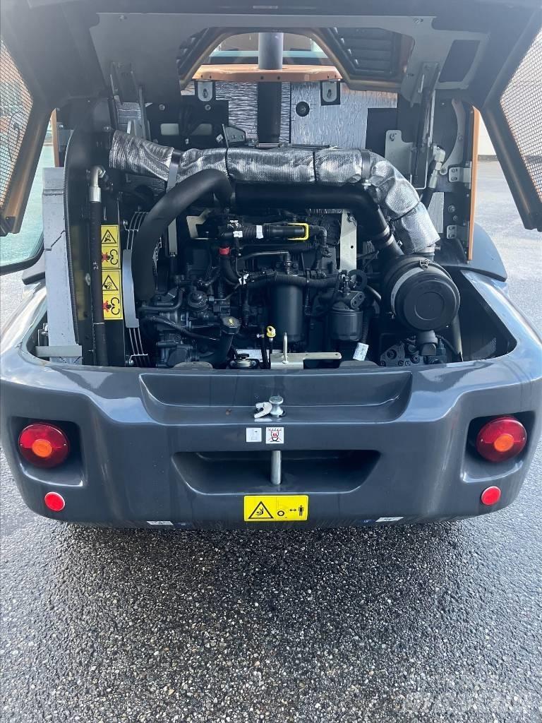 CASE 221F Evo Φορτωτές με λάστιχα (Τροχοφόροι)