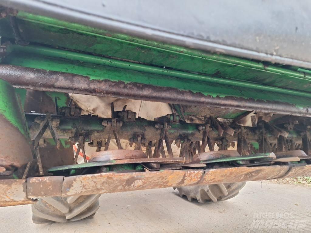 John Deere 131 Χορτοκοπτικά-διαμορφωτές