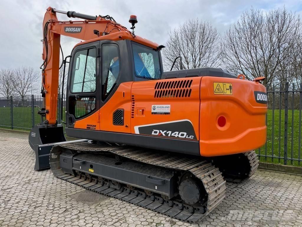 Doosan dx140w Εκσκαφείς με τροχούς - λάστιχα