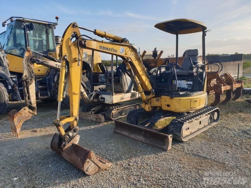 Komatsu PC26MR-3 Εκσκαφάκι (διαβολάκι) < 7t