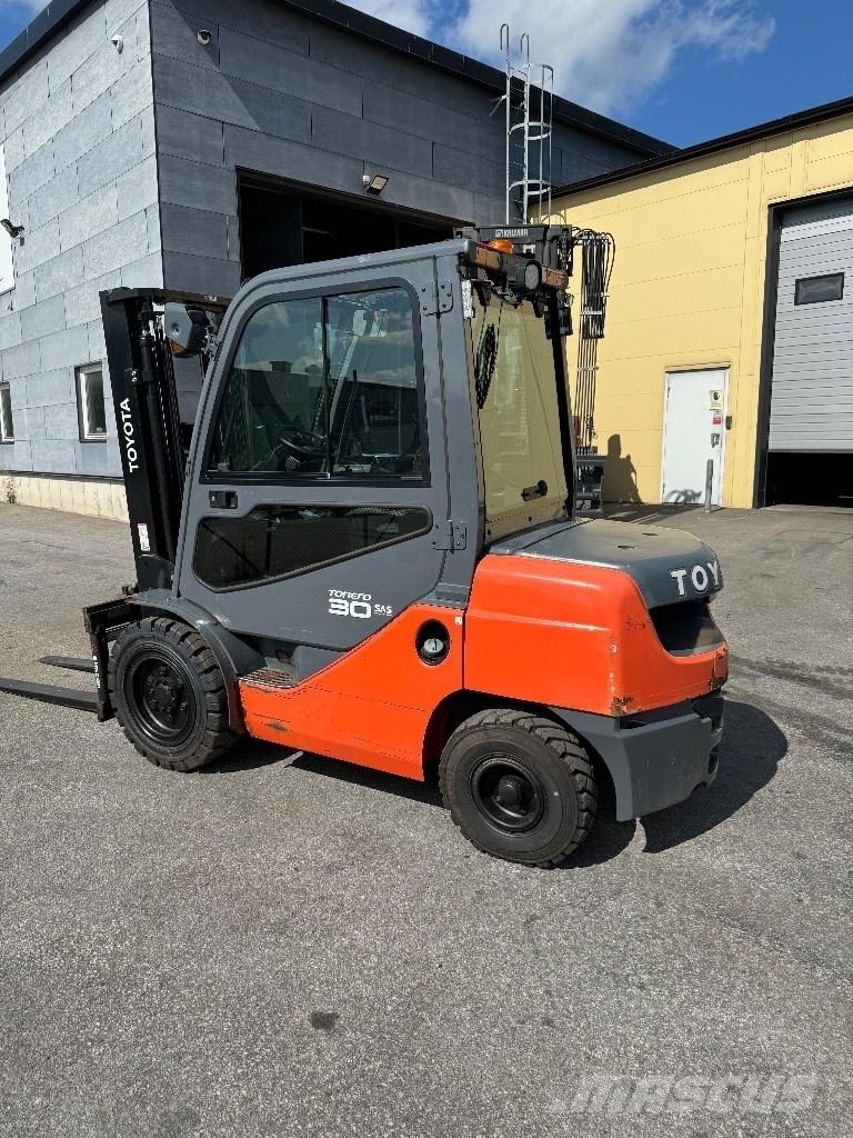 Toyota 02-8FDF30 Πετρελαιοκίνητα Κλαρκ