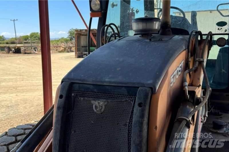 CASE 570 St Εκσκαφείς Φορτωτές τύπου JCB