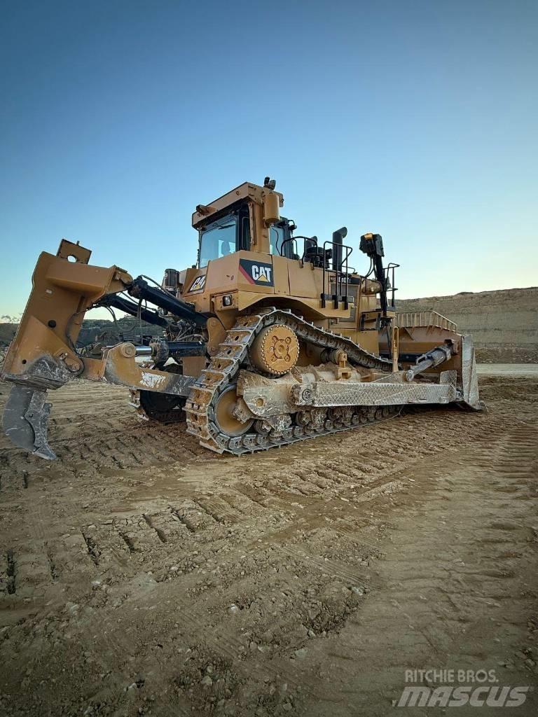 CAT D 10 T Μπουλντόζες με ερπύστριες
