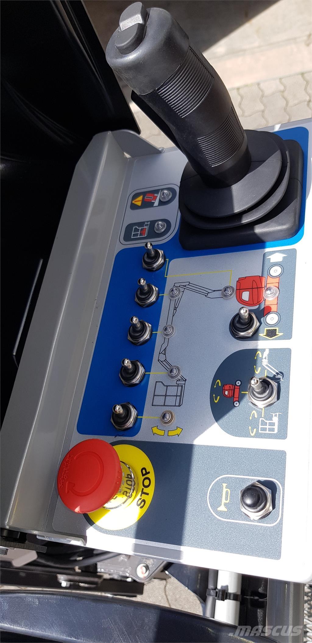 Manitou 120AETJ-C Ανυψωτήρες με αρθρωτό βραχίονα