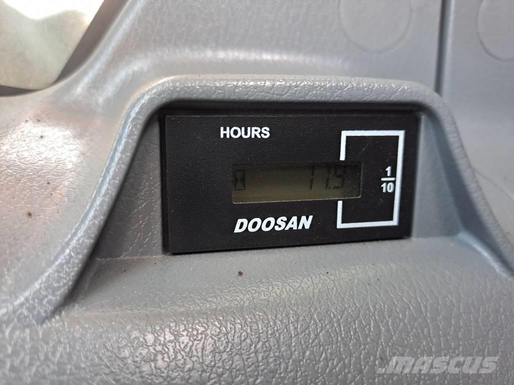 Doosan DX530LC-7M Εκσκαφείς με ερπύστριες