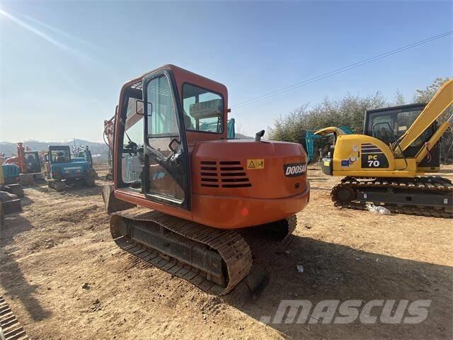 Doosan DH70-7 Εκσκαφείς με ερπύστριες