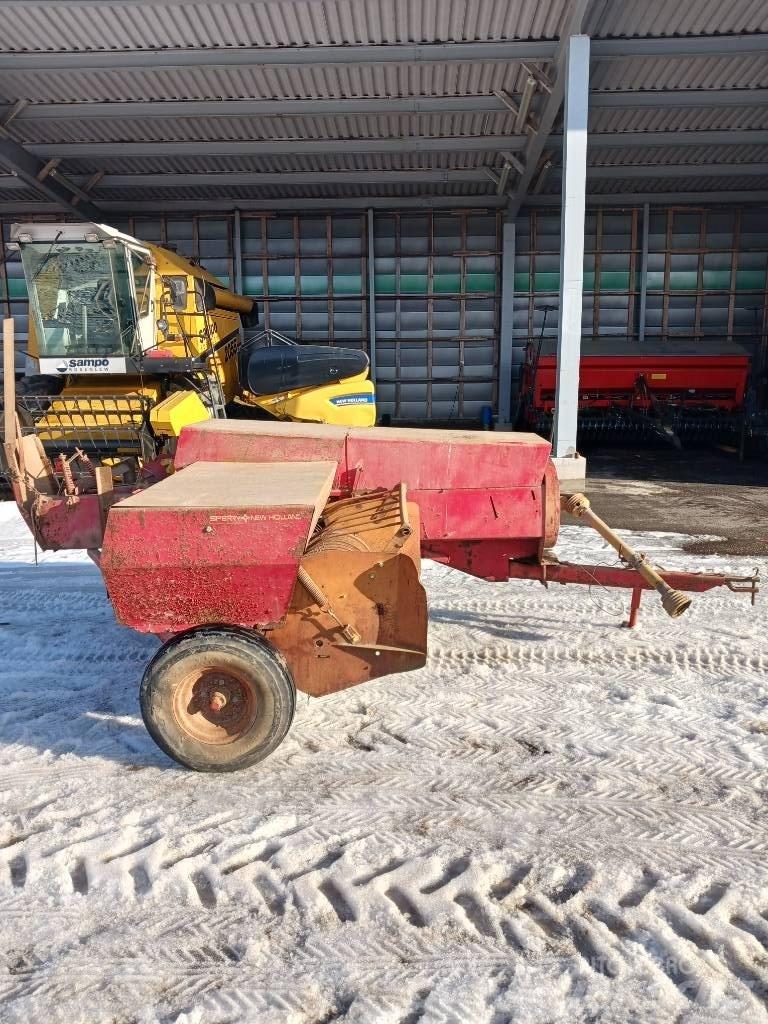 New Holland 265 Πρέσες τετράγωνων δεμάτων
