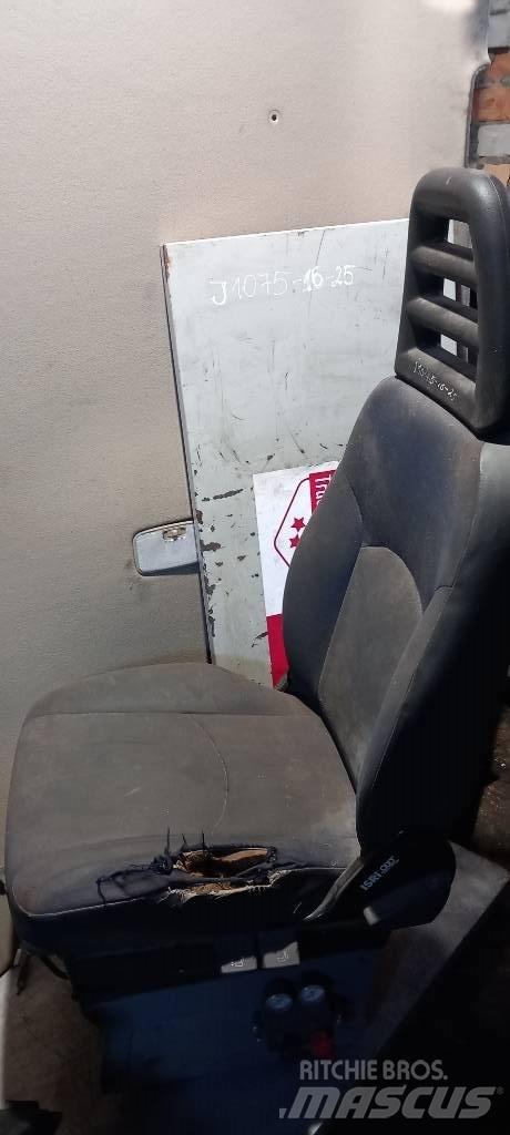 Iveco Daily.     3802247 Καμπίνες και εσωτερικό