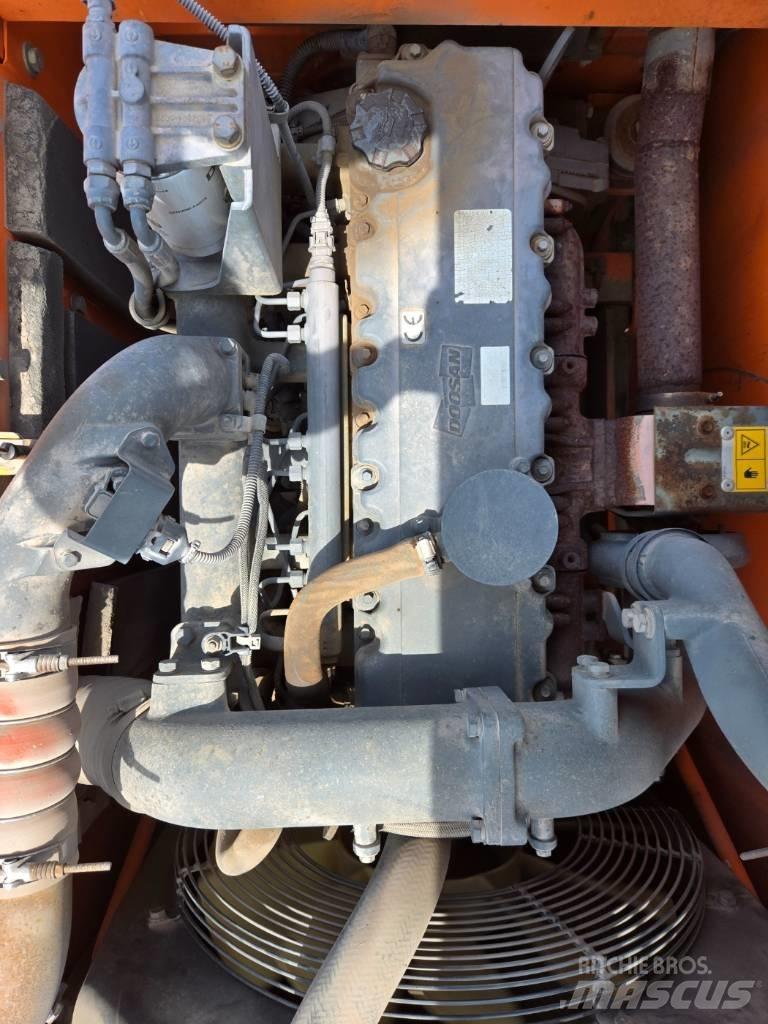 Doosan DX 220 LCA Εκσκαφείς με ερπύστριες