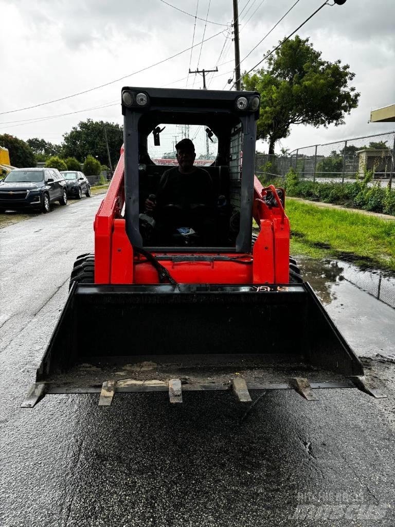 Kubota SSV 75 Φορτωτάκια