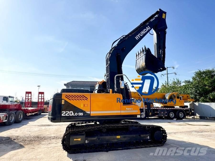 Hyundai R220LC-9S Εκσκαφείς με ερπύστριες
