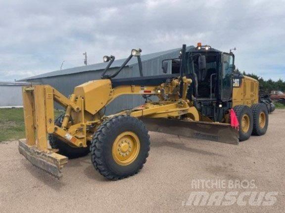 CAT 140 M 2 Γκρέιντερς