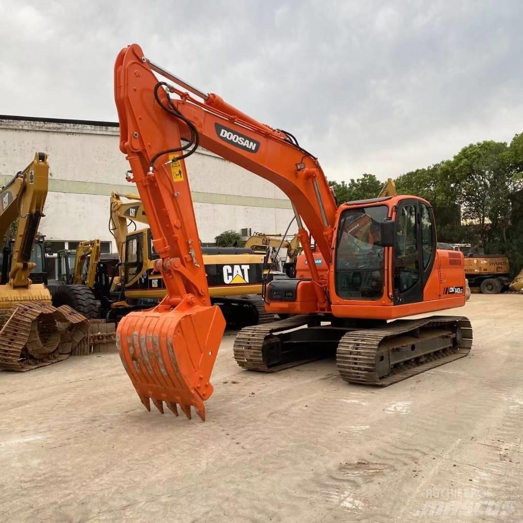 Doosan DX 140 LC Εκσκαφείς με ερπύστριες