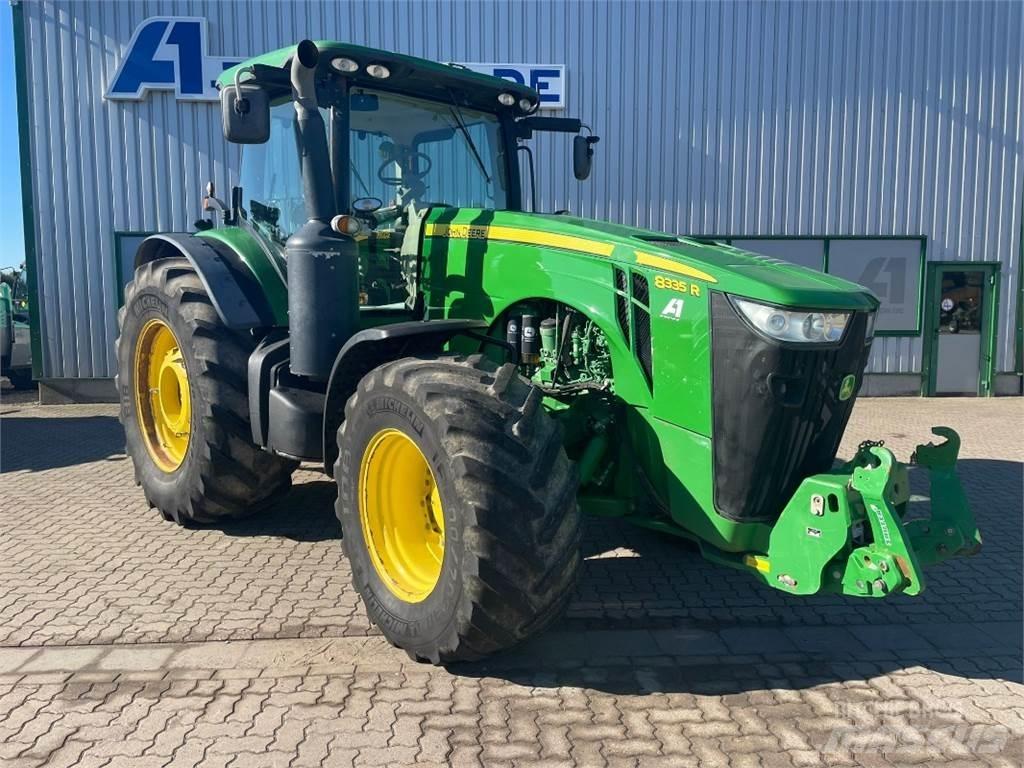 John Deere 8335R Τρακτέρ
