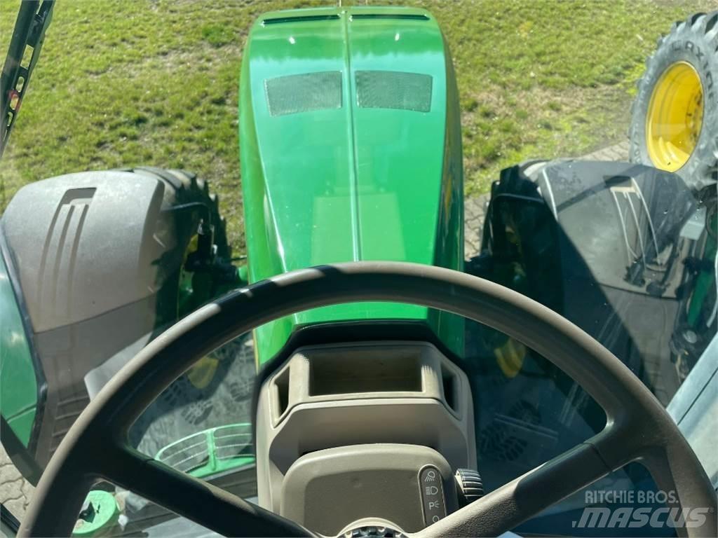 John Deere 8335R Τρακτέρ