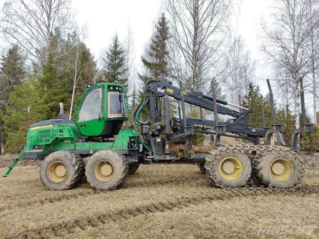 John Deere 1210 G Μεταφορείς ξυλείας