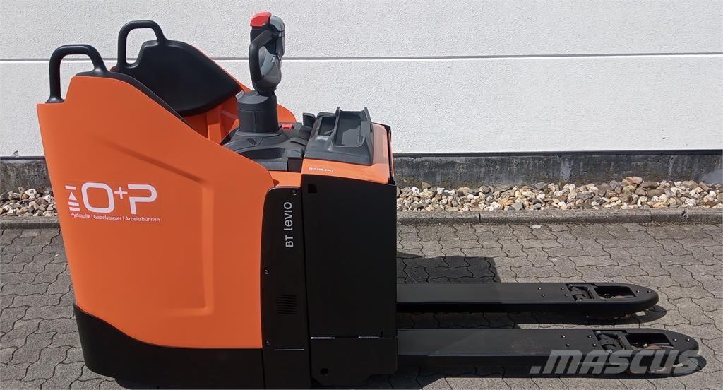 Toyota LPE 250 Παλετοφόρα πεζού χειριστή με ιστό