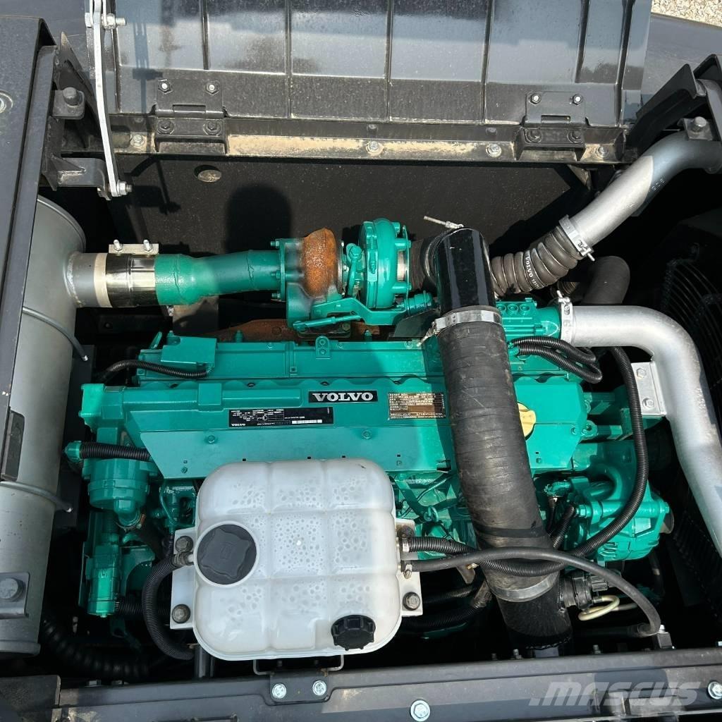 Volvo 300 Εκσκαφείς με ερπύστριες