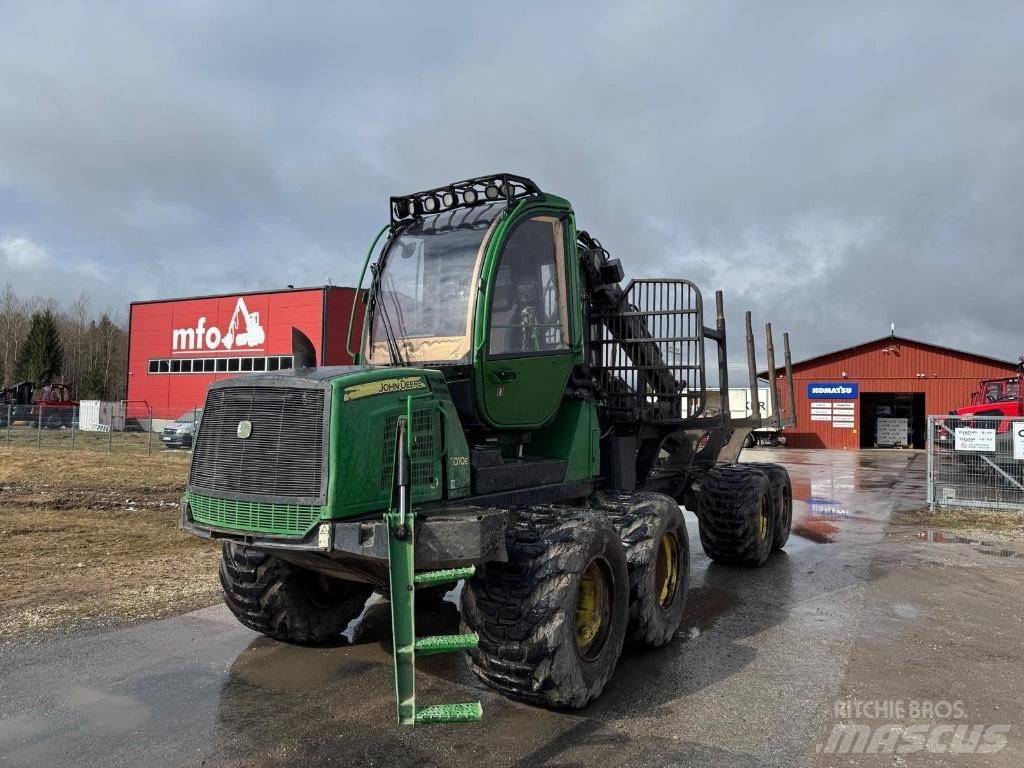 John Deere 1010 E Μεταφορείς ξυλείας