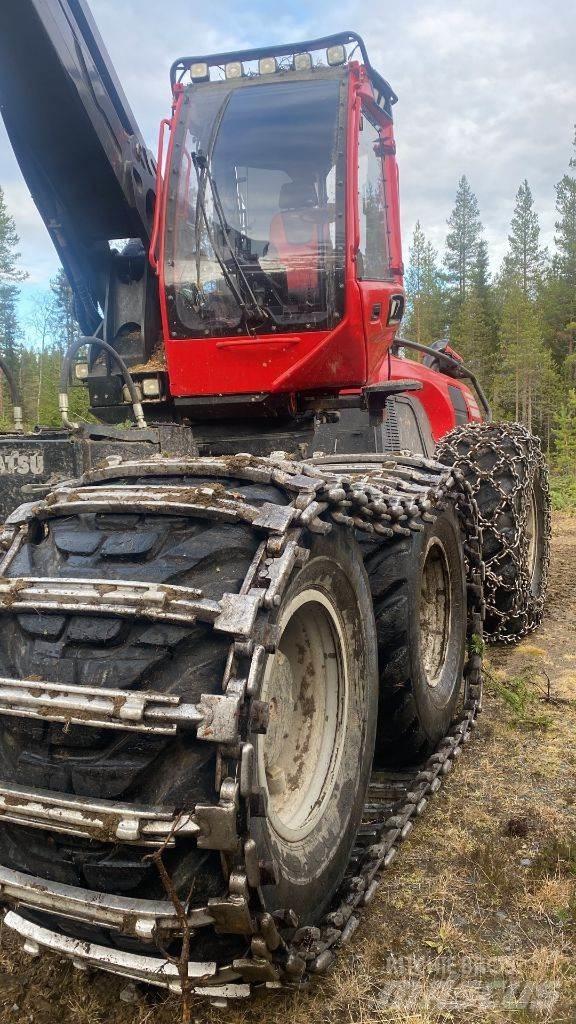 Komatsu 951 Θεριζοαλωνιστικές μηχανές