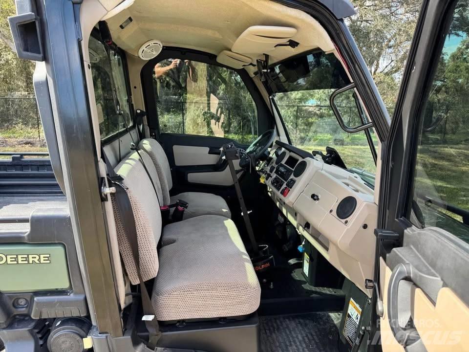 John Deere XUV835R Χρηστικές μηχανές