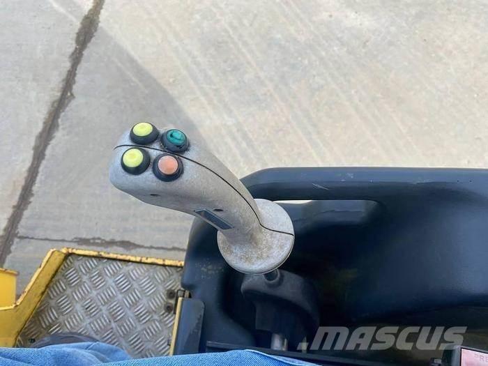 Bomag BW 80 AD-5 Οδοστρωτήρες διπλού κυλίνδρου
