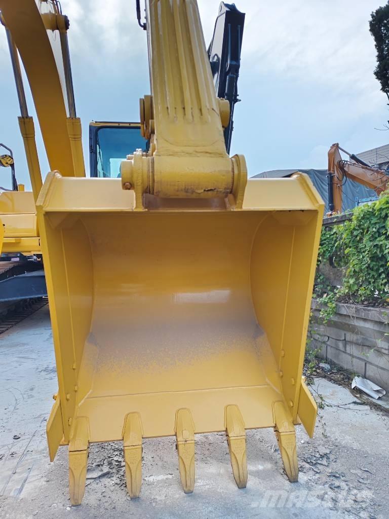 Komatsu PC 220-7 Εκσκαφείς με ερπύστριες