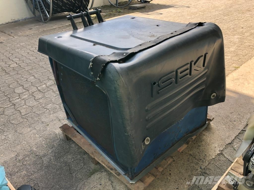 Iseki SXG Χορτοκοπτικά με καθιστό χειριστή