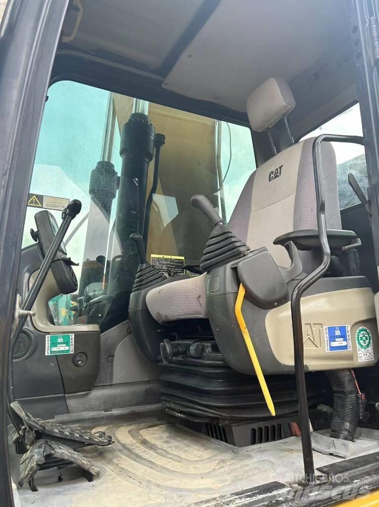 CAT CAT323D Εκσκαφείς με ερπύστριες