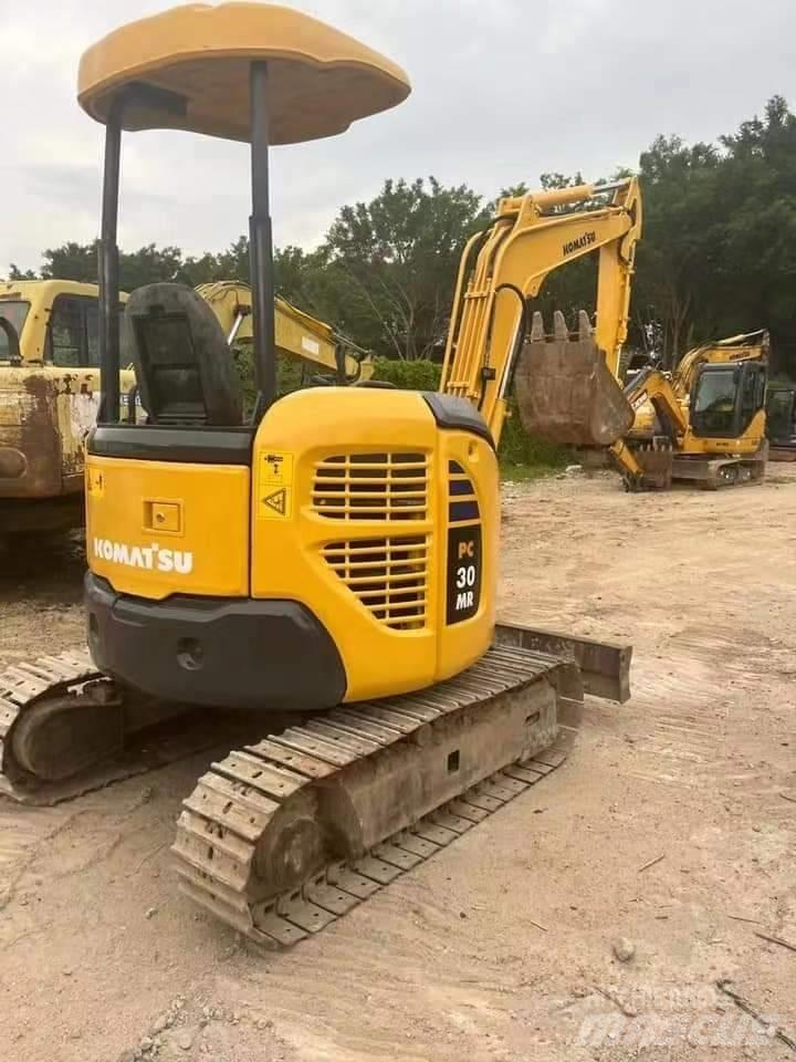 Komatsu PC 30 Εκσκαφείς με ερπύστριες