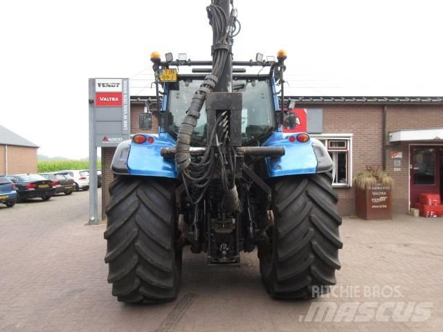 Valtra T202D Τρακτέρ