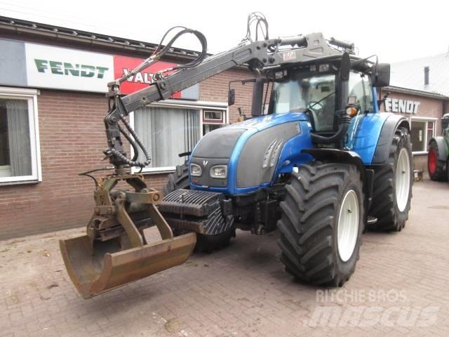Valtra T202D Τρακτέρ