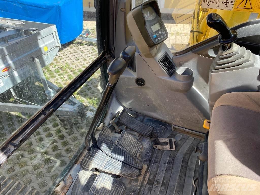 New Holland E 215 Εκσκαφείς με ερπύστριες