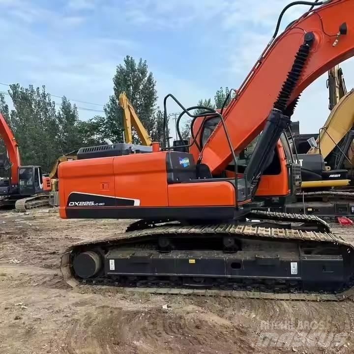 Doosan DX225LC-9C Εκσκαφείς με ερπύστριες
