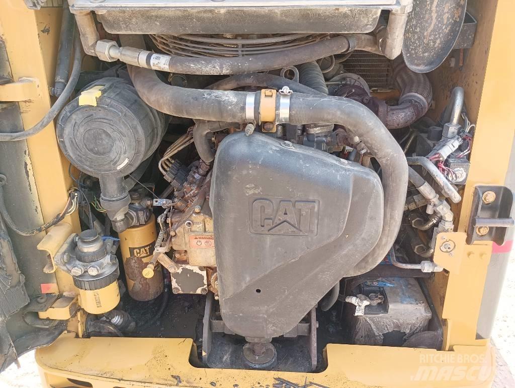 CAT 226 B Φορτωτάκια