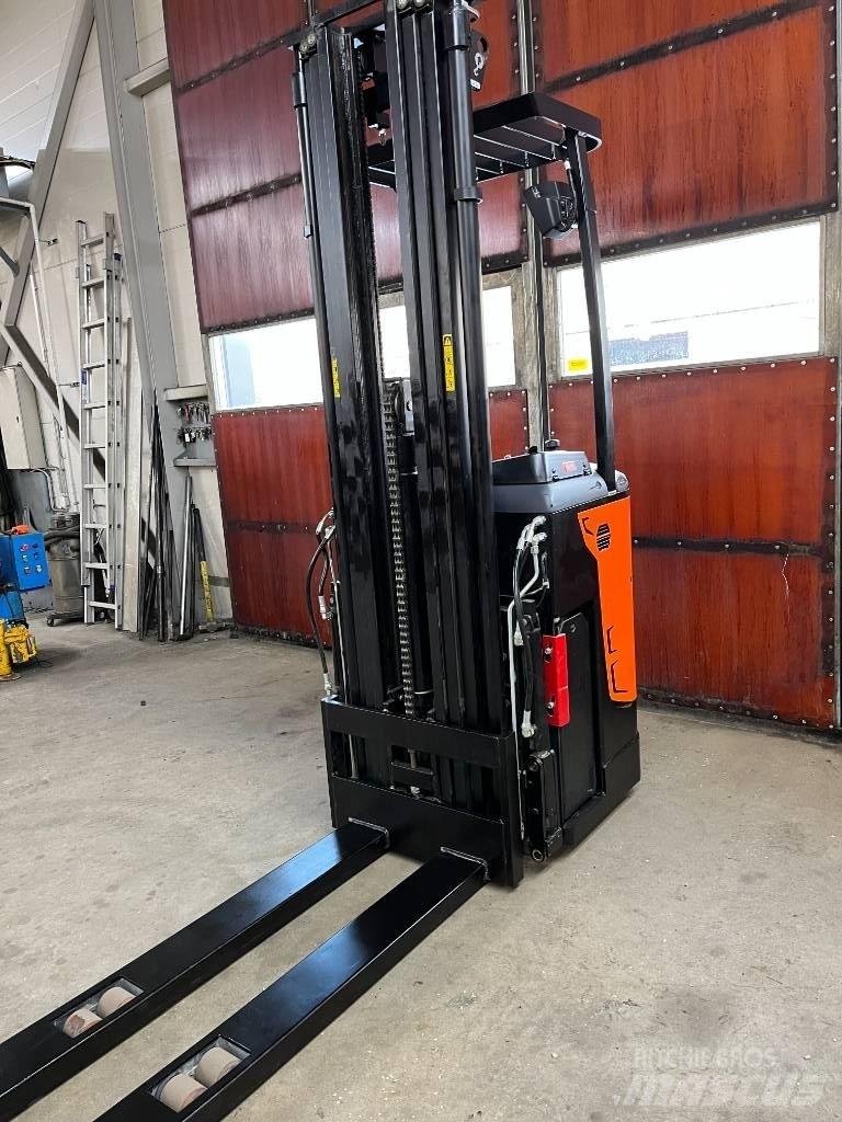 Rocla SST12AC Ηλεκτρικά παλετοφόρα με ιστό