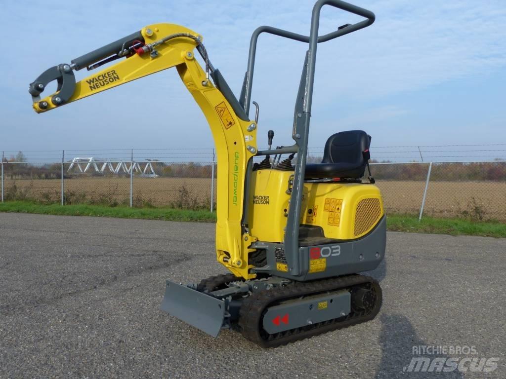 Wacker Neuson 803 Εκσκαφάκι (διαβολάκι) < 7t