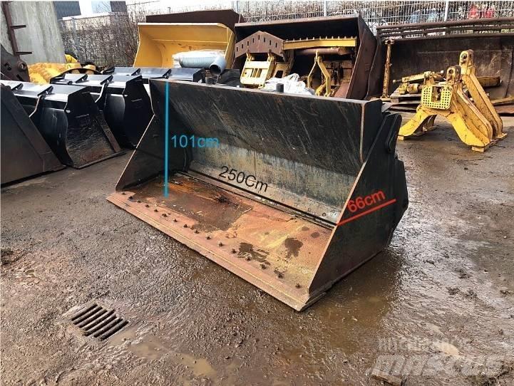 CAT 930H/K Κουβάδες