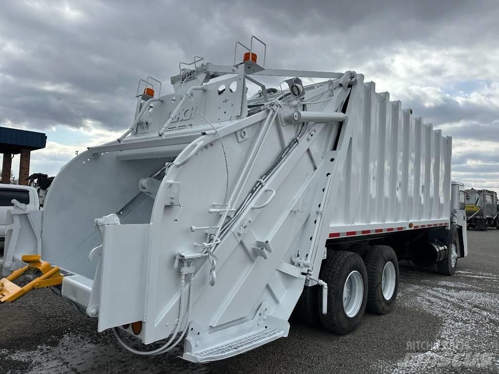 Mack LE613 Απορριμματοφόρα