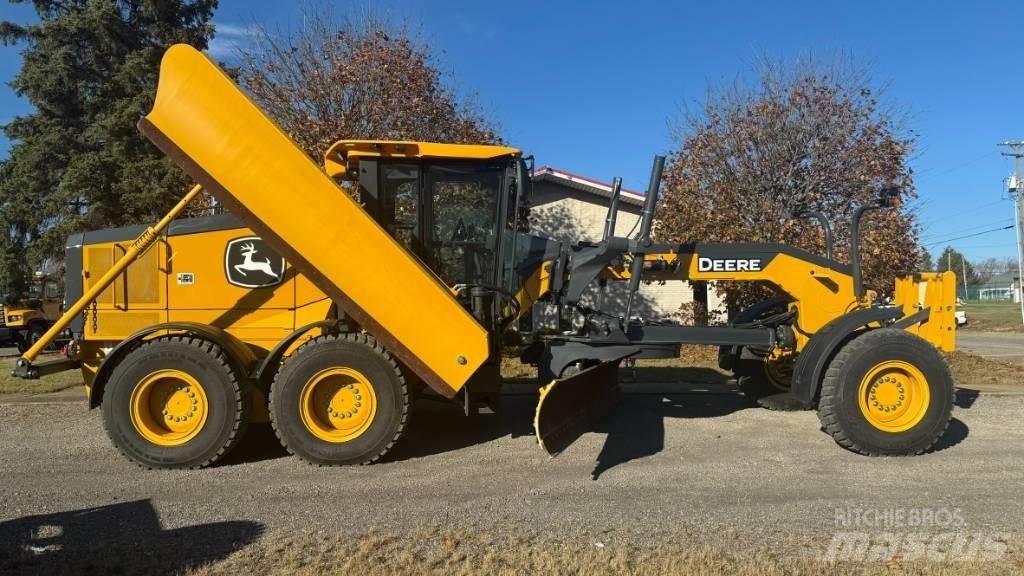 John Deere 872 G Γκρέιντερς