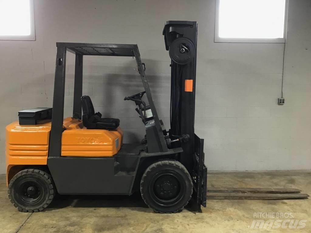 Toyota 02-5 FD 30 Περονοφόρα ανυψωτικά κλαρκ - άλλα