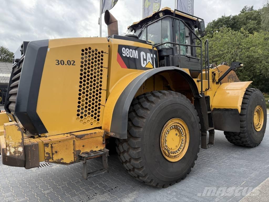 CAT 980M shovel + Bak Φορτωτές με λάστιχα (Τροχοφόροι)