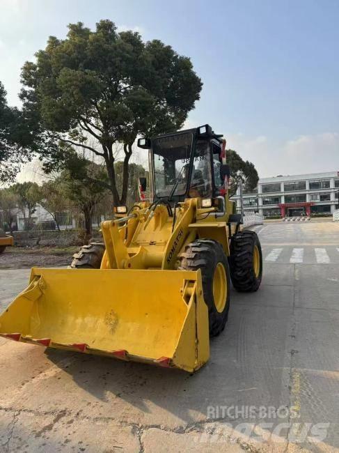 Komatsu WA 100 Φορτωτές με λάστιχα (Τροχοφόροι)