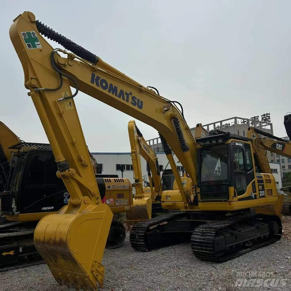 Komatsu 200-8 Εκσκαφείς με ερπύστριες