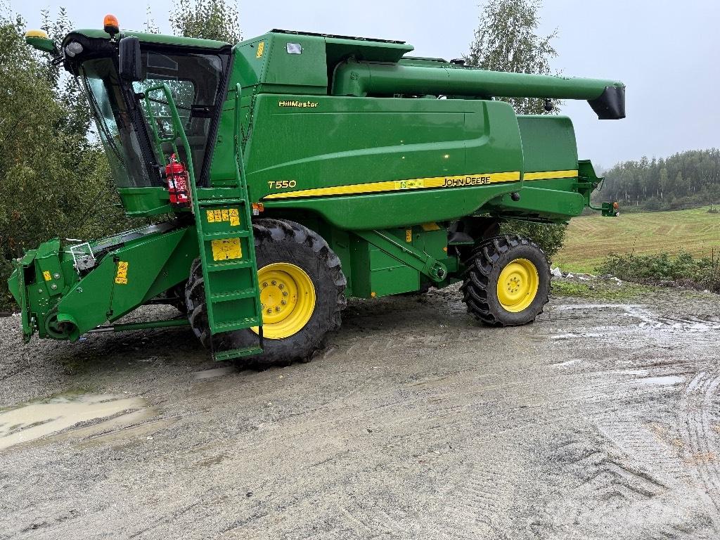 John Deere T550 Θεριζοαλωνιστικές μηχανές