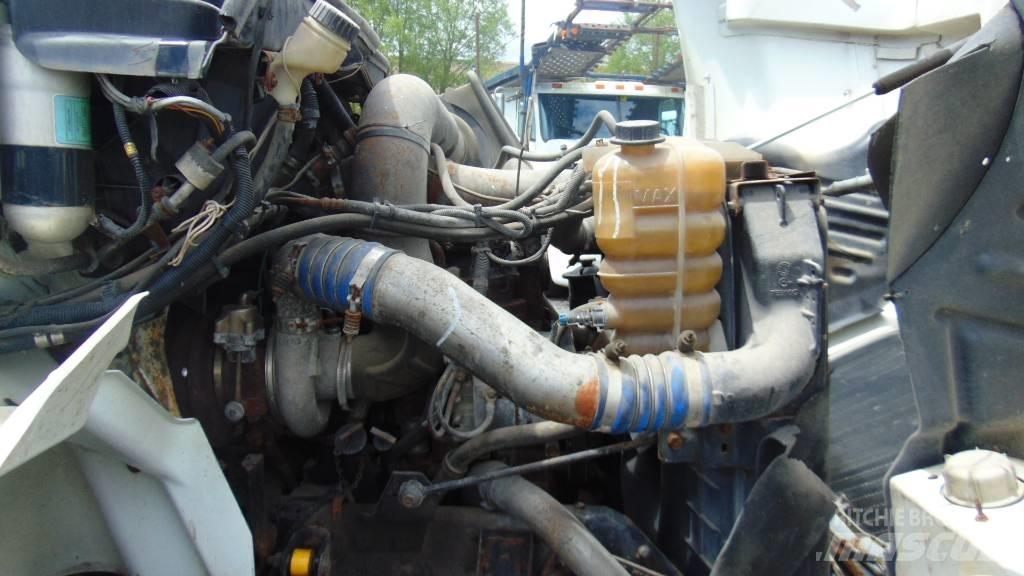 International 8600 Τράκτορες