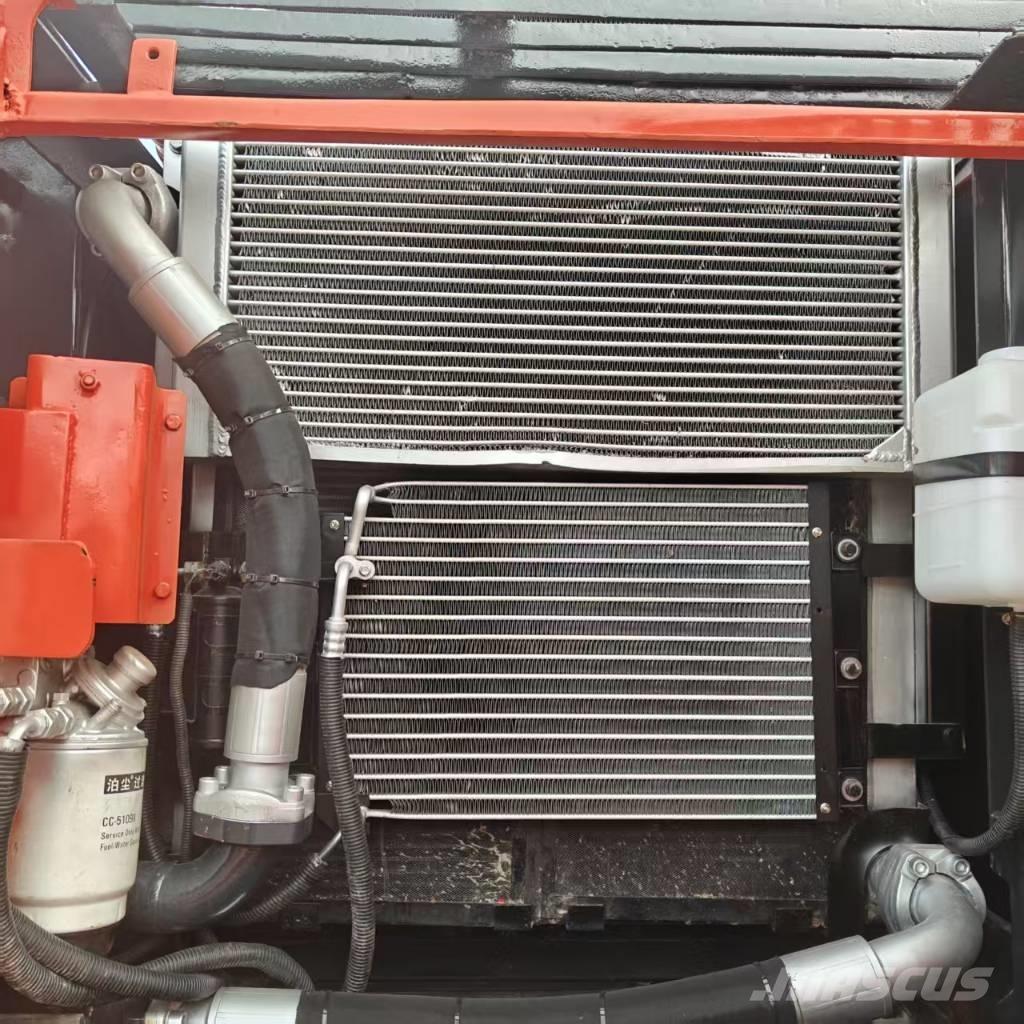 Doosan DX 225 LCA Εκσκαφείς με ερπύστριες
