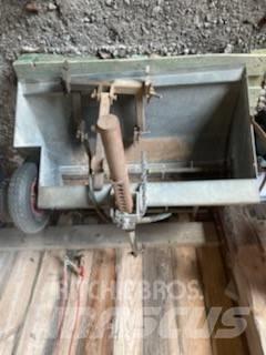 Fjärås 250/1100 Διαστρωτήρες άμμου και αλατιού