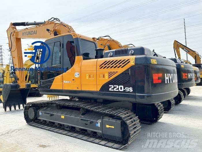 Hyundai R220-9S Εκσκαφείς με ερπύστριες